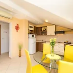 With Parking Space - 6923 Apartment Porec