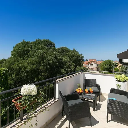 With Parking Space - 6923 דירה פורץ