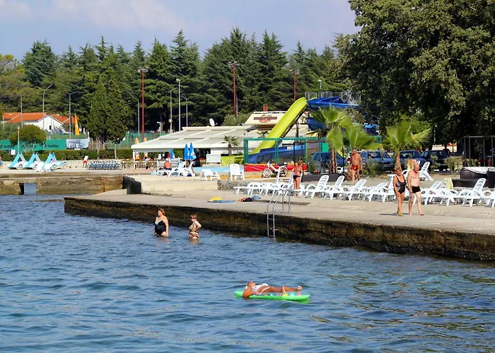 With Parking Space - 6923 Apartman